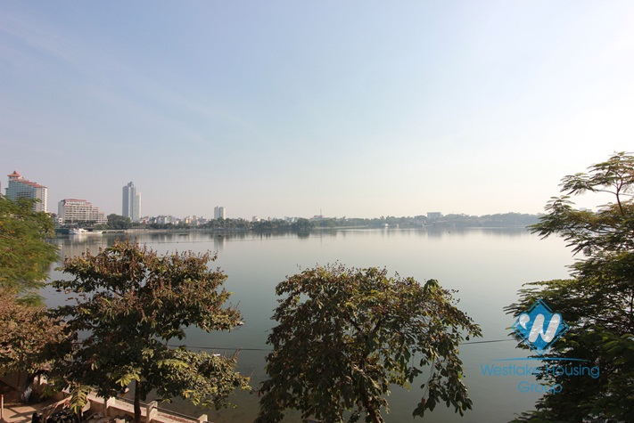 Nice 02-bedroom apartment with lake view in Vu Mien, Tay Ho, Ha Noi for rent